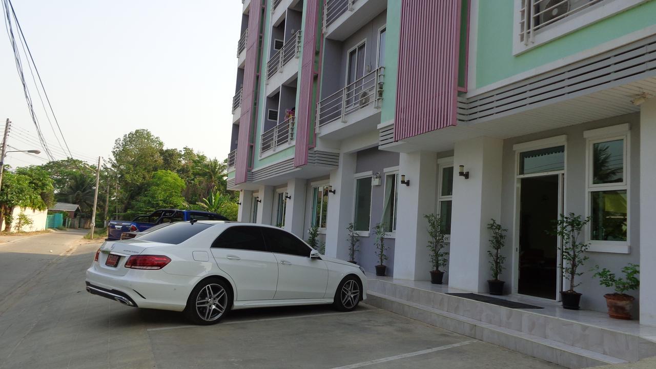 Siam Apple Hotel & Resort Ban Khlong Exteriör bild