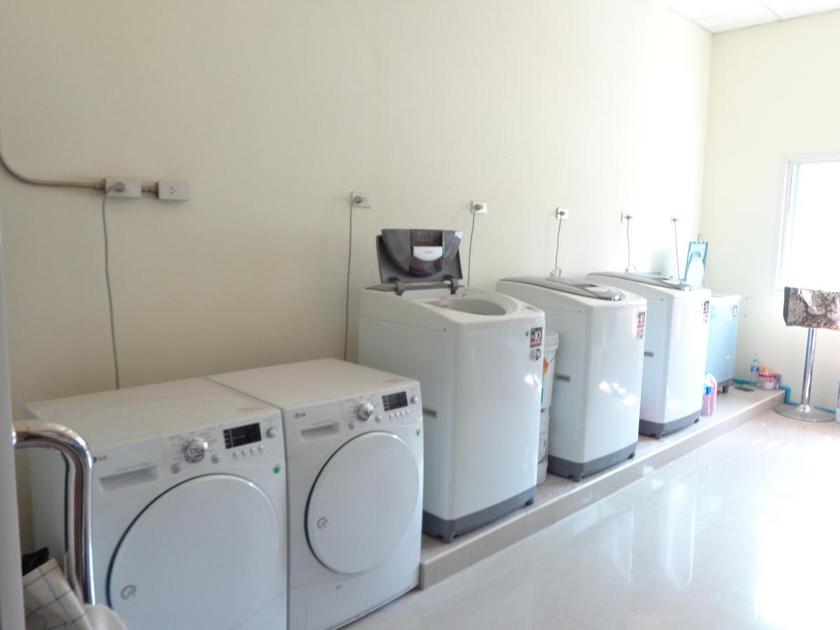Siam Apple Hotel & Resort Ban Khlong Exteriör bild