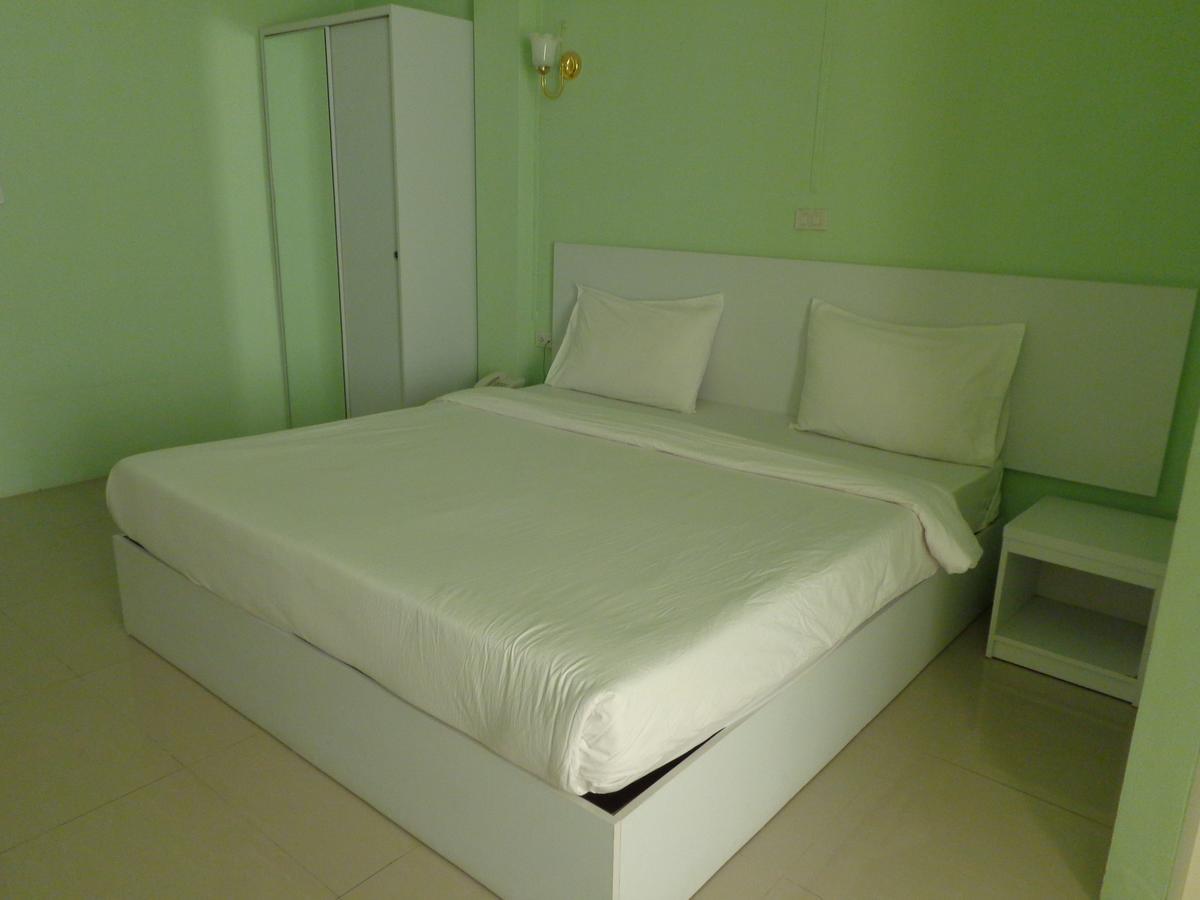 Siam Apple Hotel & Resort Ban Khlong Exteriör bild