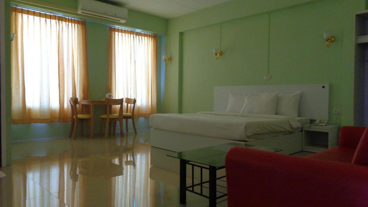 Siam Apple Hotel & Resort Ban Khlong Exteriör bild